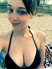 sexiest brunettes! Sexy &